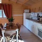 1 2-4 Personnes Chalet *