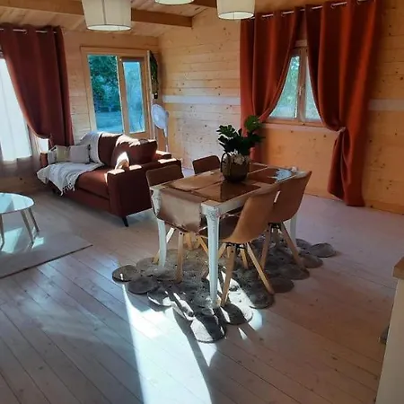 1 2-4 Personnes Dağ evi Villainville